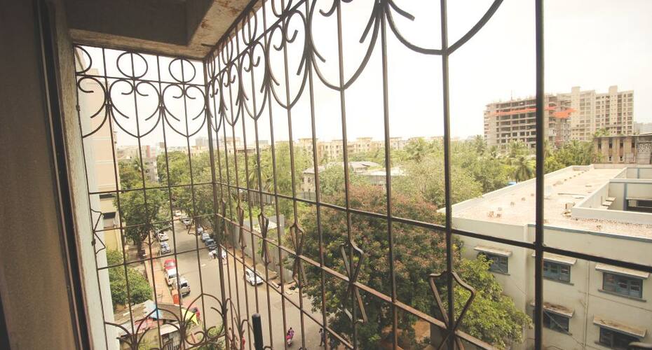 Om Serviced Apartments Bandra, Mumbai 2
